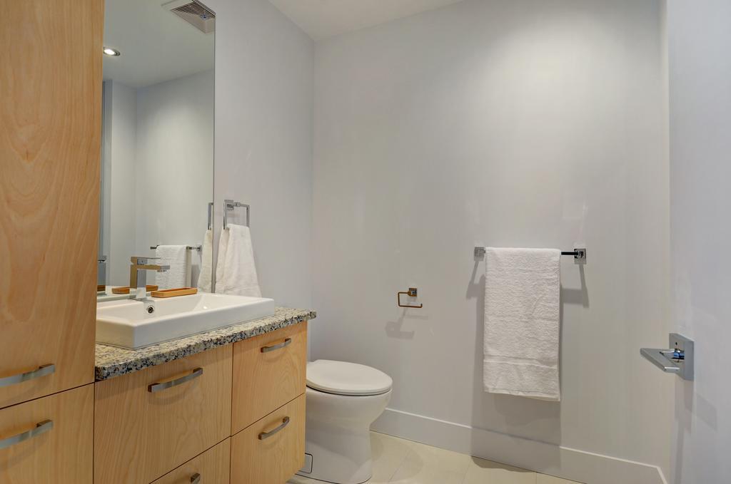 Les Immeubles Charlevoix - Le 760-506 Quebeque Quarto foto